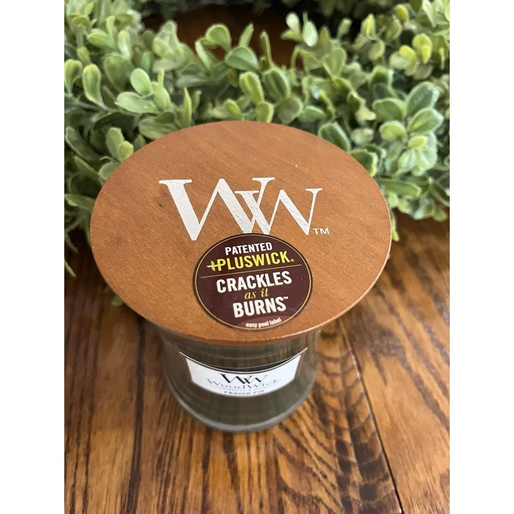 WoodWick Medium Hourglass Fraser Fir Jar Candle 9.7oz Crackling Wood Wick Brand